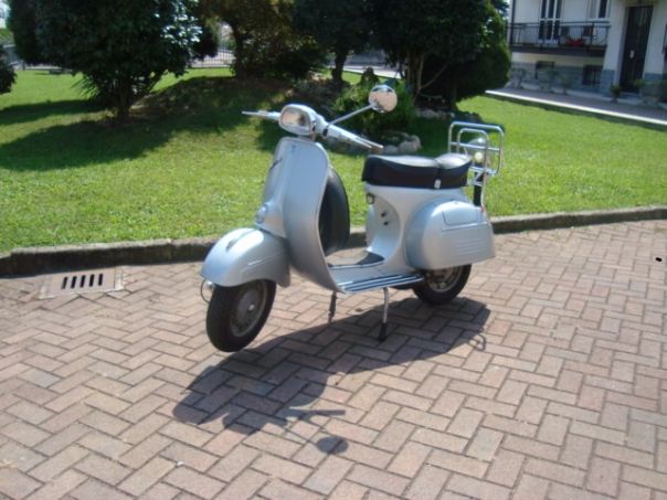 Piaggio Vespa 150 Sprint