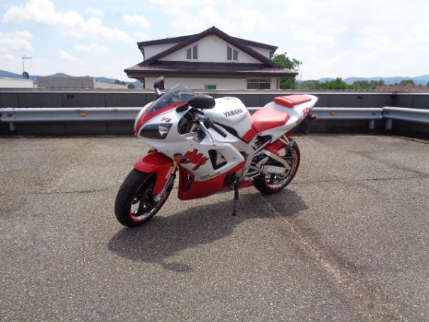 Yamaha R1 Yamaha R1