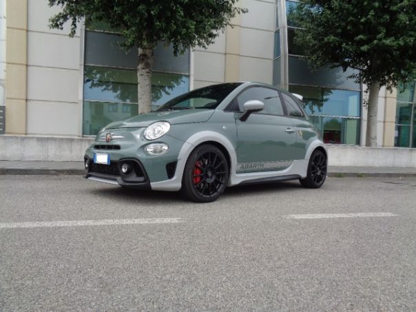 Fat 695 Abarth 70th